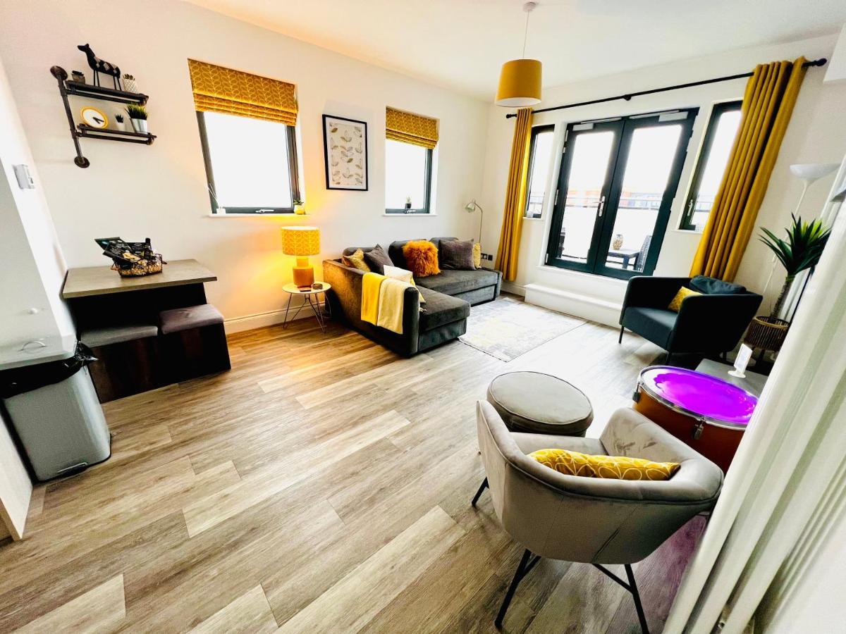 Апартаменты The Penthouse Margate, Balconies, Sea View, Gated Parking, Air Con! Экстерьер фото