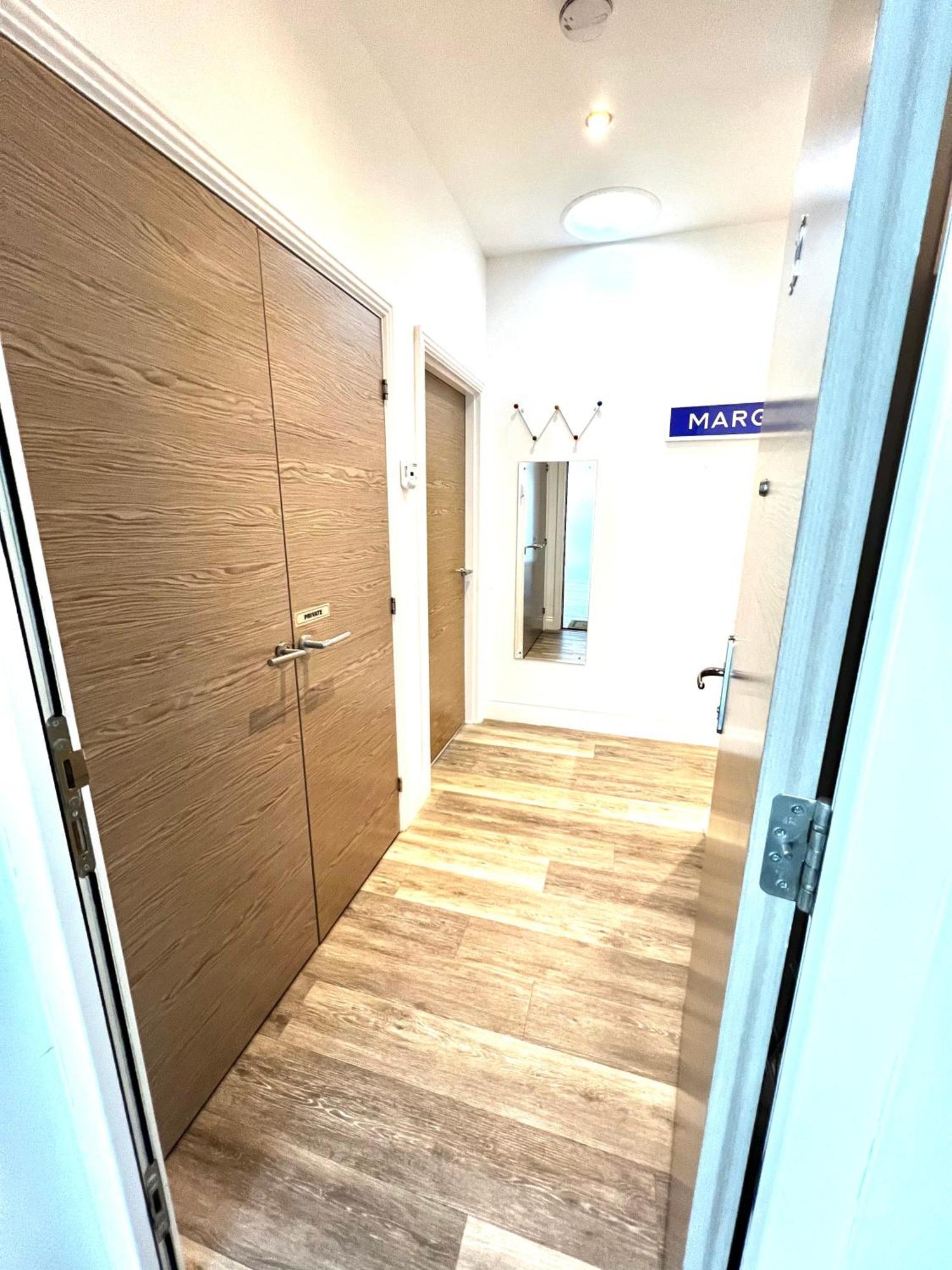 Апартаменты The Penthouse Margate, Balconies, Sea View, Gated Parking, Air Con! Экстерьер фото