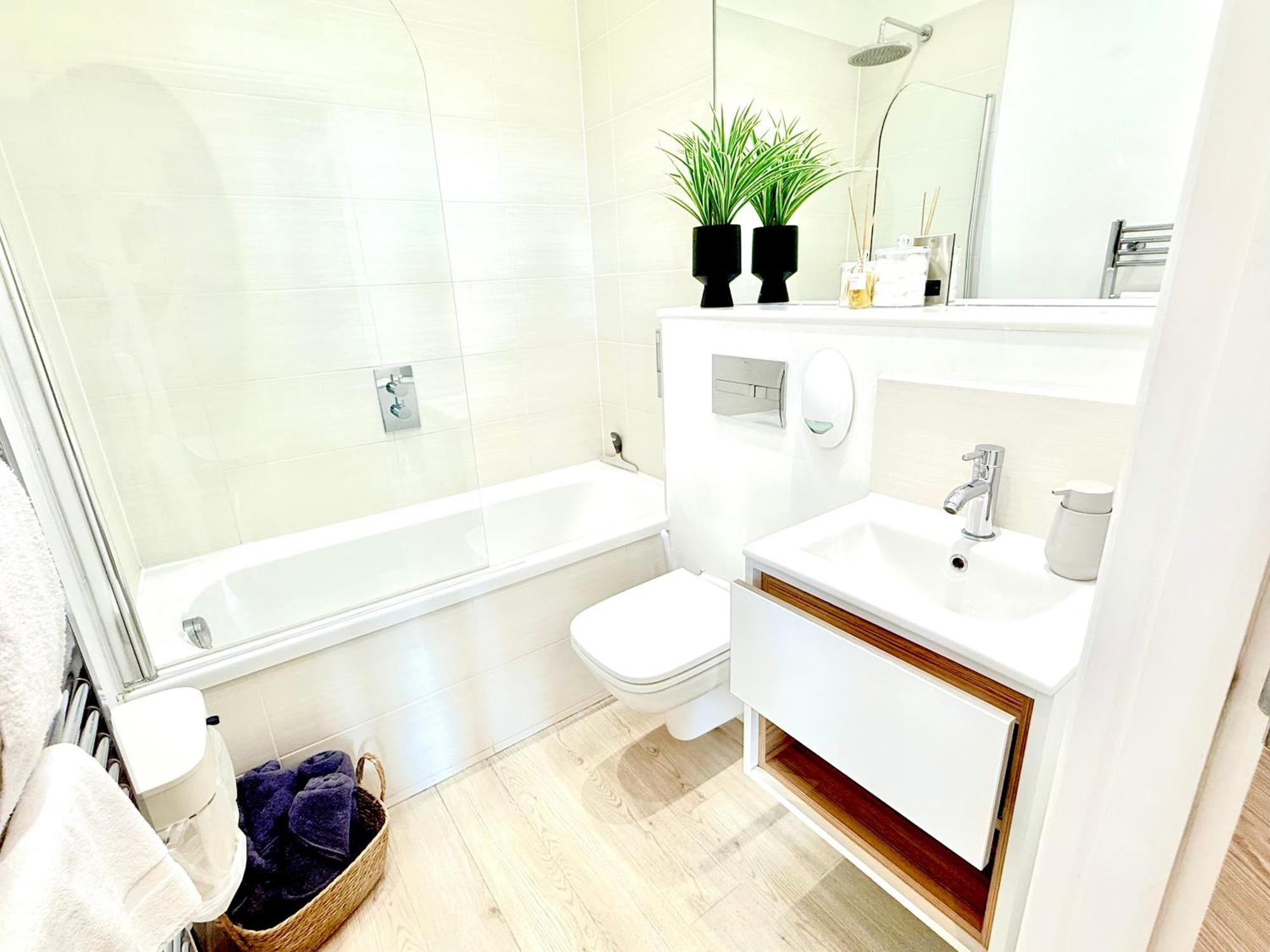 Апартаменты The Penthouse Margate, Balconies, Sea View, Gated Parking, Air Con! Экстерьер фото